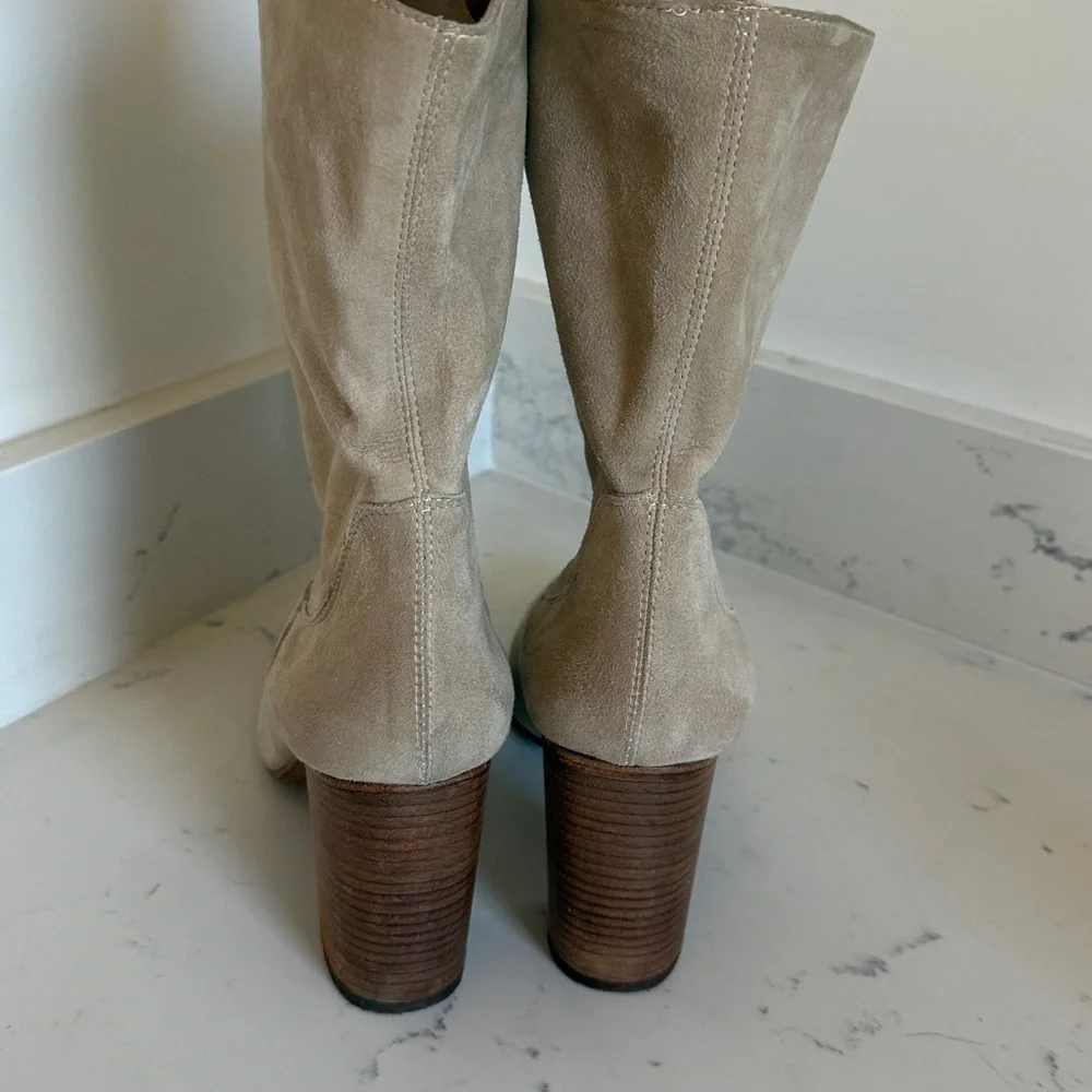 Free People Dakota Block Heel suede slouchy Boots Women’s size 40/ 9 Tan Color